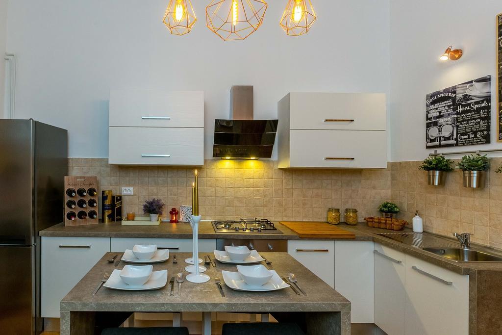 Conty Apartment Rijeka Bagian luar foto