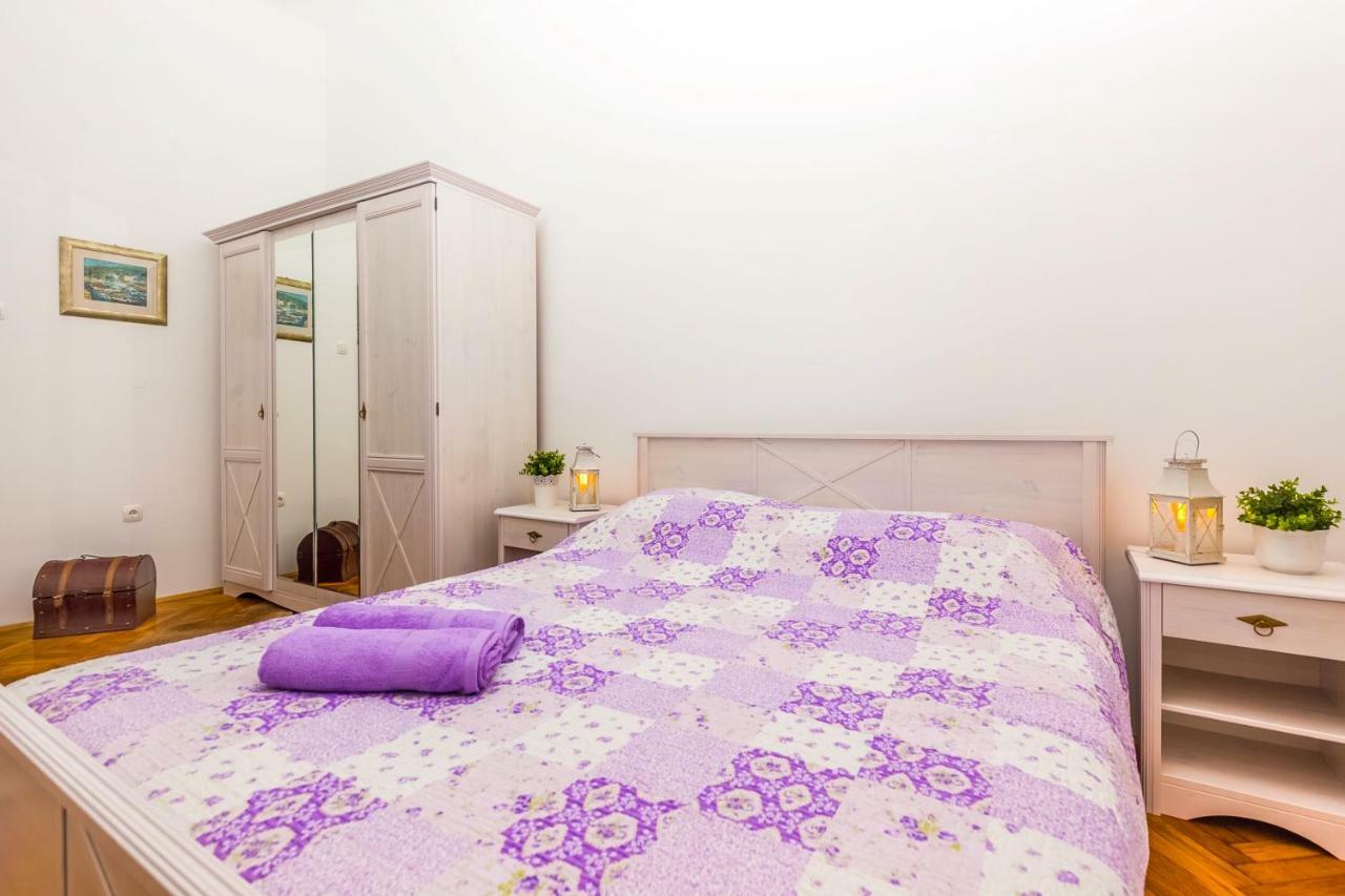 Conty Apartment Rijeka Bagian luar foto