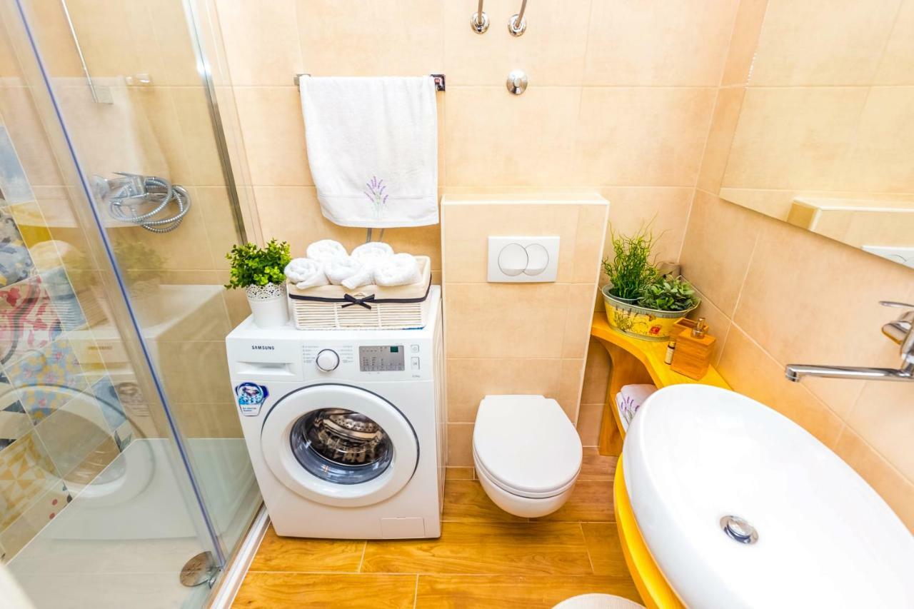 Conty Apartment Rijeka Bagian luar foto