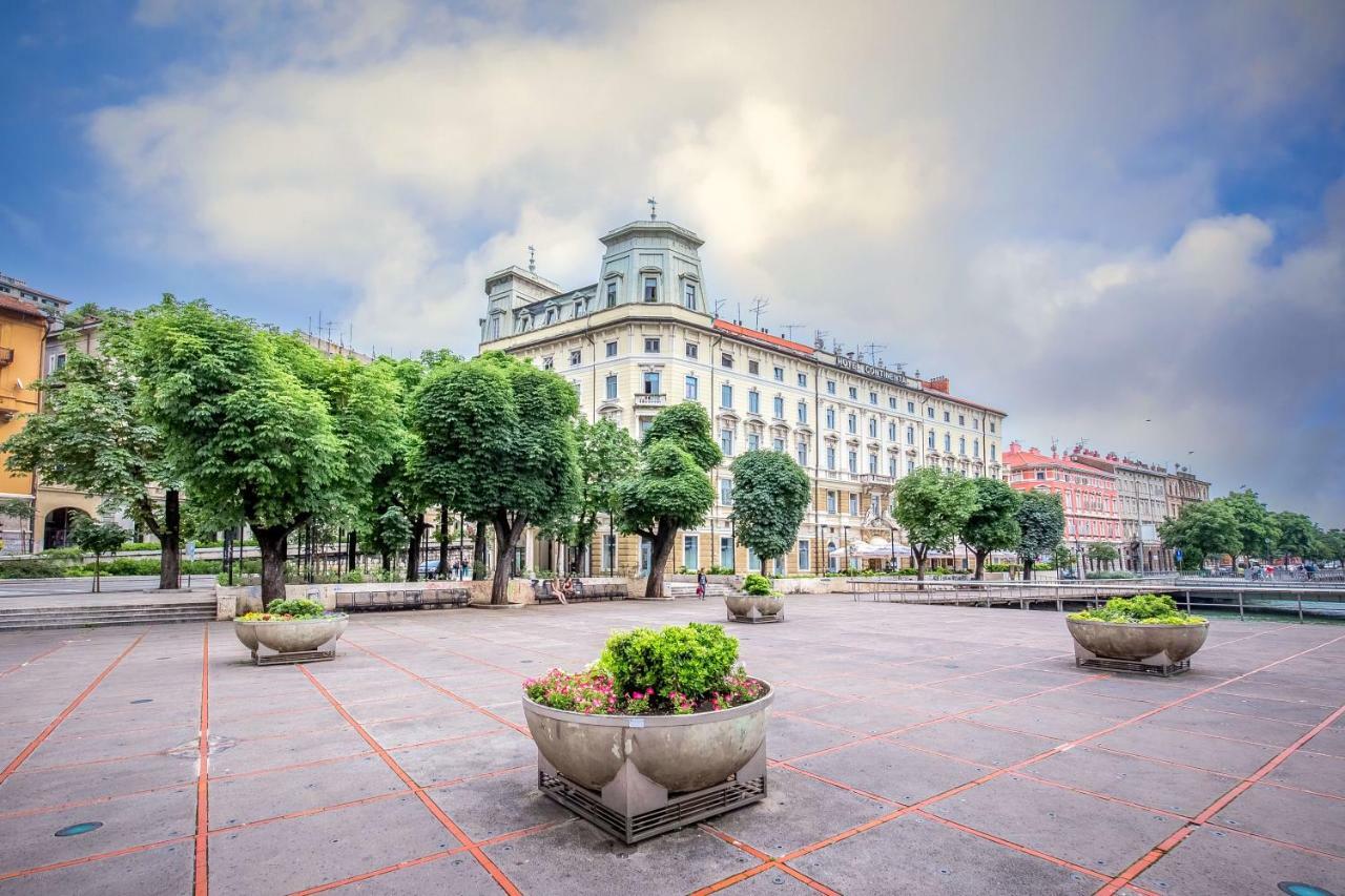 Conty Apartment Rijeka Bagian luar foto